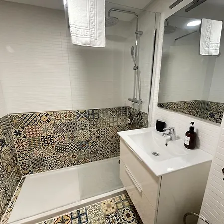 San Carlos By United Renters *
